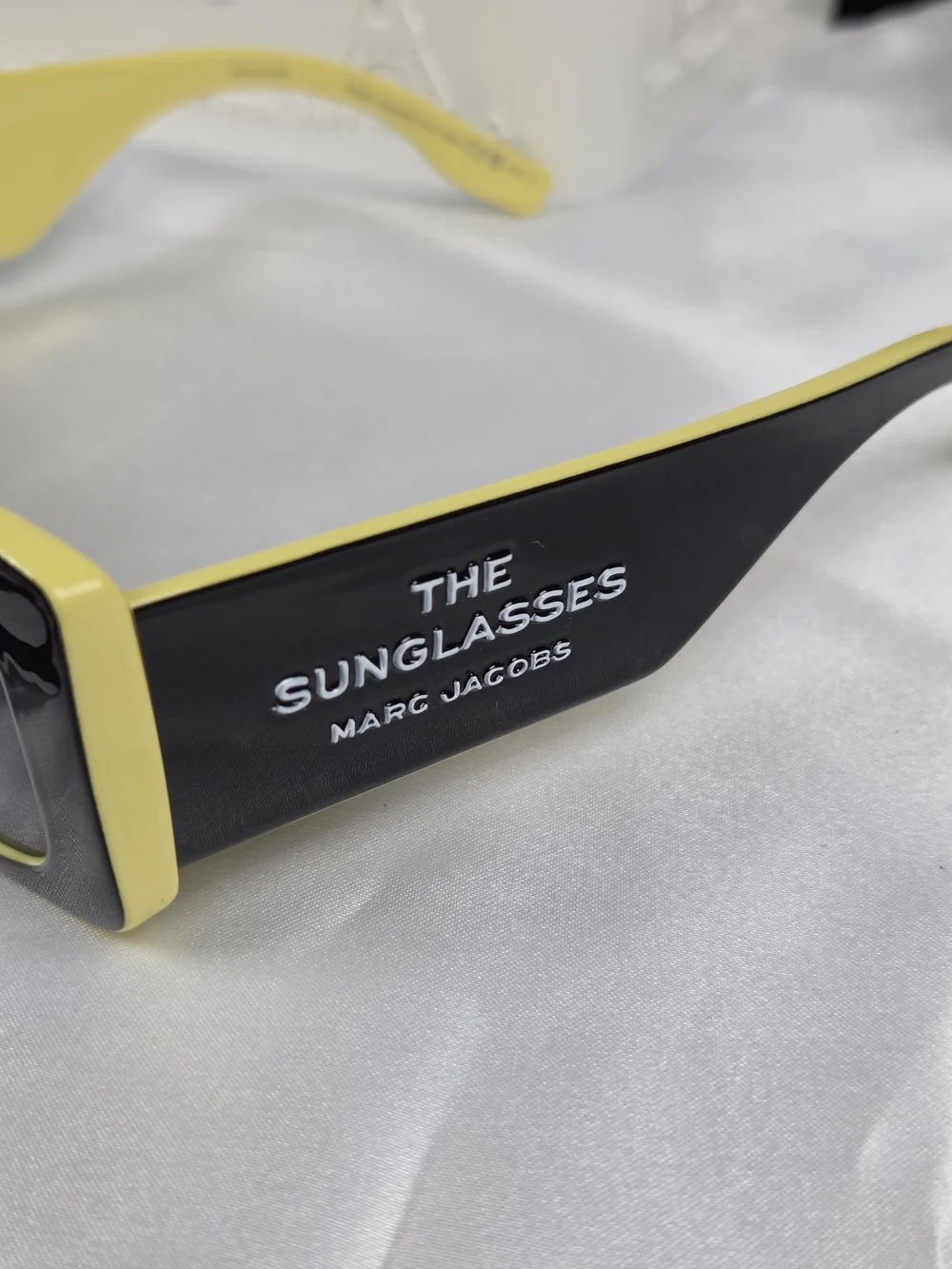 Marc Jacobs 'The Sunglasses' Black & Yellow Rectangular Sunglasses